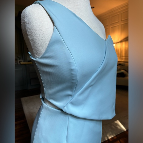 Cameo women’s dress size XS, powder blue, one shoulder with detail in front - Picture 2 of 5